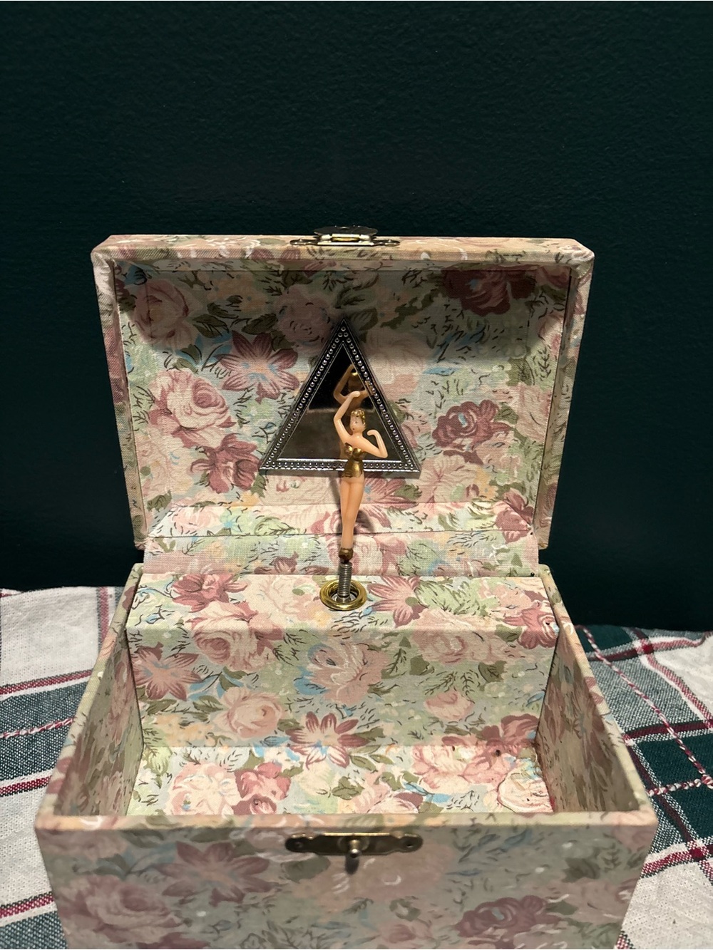 Vintage 1960s Jaymar Floral Music Jewelry Box with Ballerina Balletcore